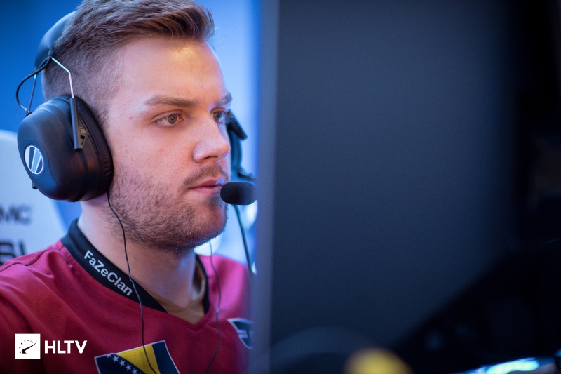 奖牌收割者 s1mple荣膺BLAST秋决MVP奖牌