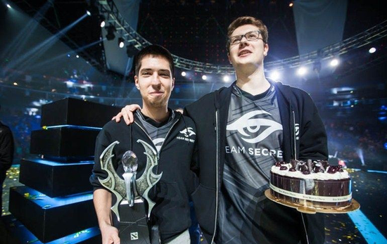 Ninjas in Pyjamas vs WBG赛前数据前瞻：Rookie数据基本碾压小虎